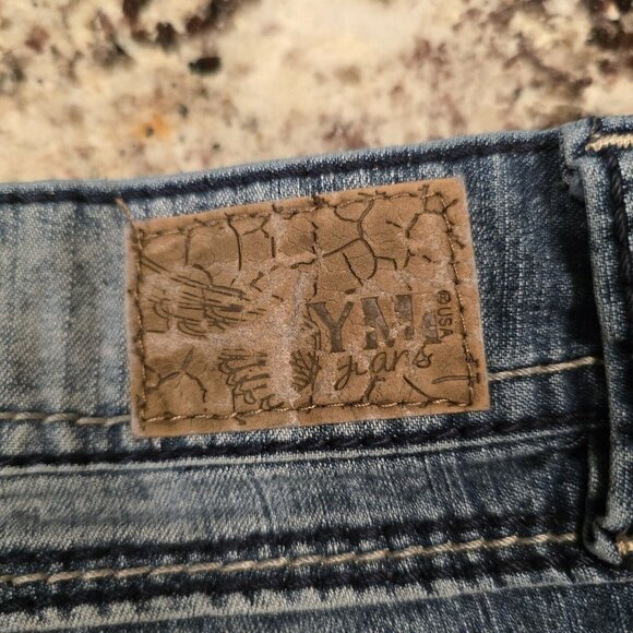 Set Lot Of 2 YMI + ZD Juniors jean shorts, bundle size 9, cotton Distressed Y2K - Picture 9 of 16